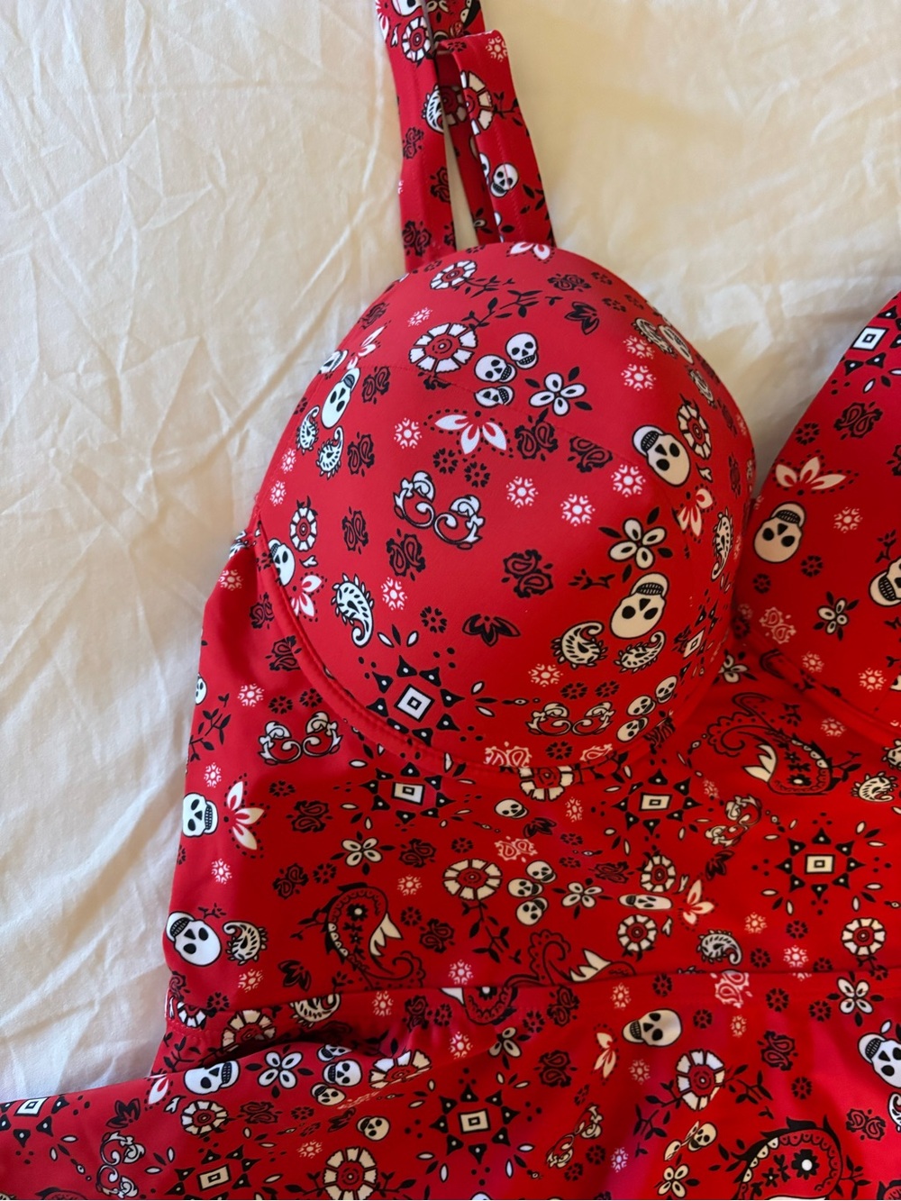 Torrid Red Bandana Skull Peplum Tankini Swimsuit 2X - Picture 4 of 9